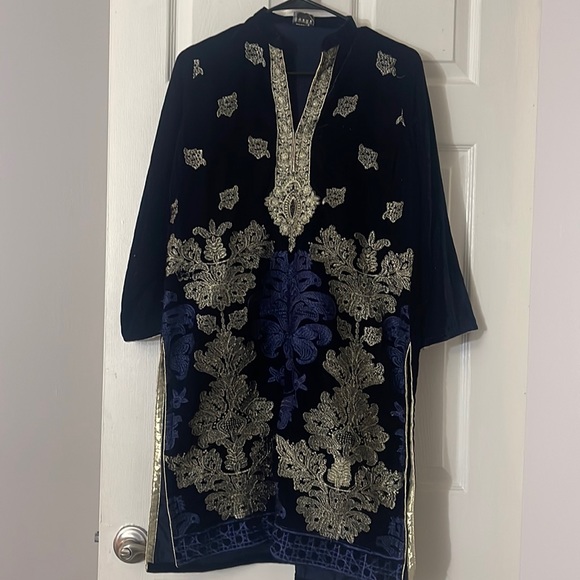 Velvet kurta - Picture 1 of 3